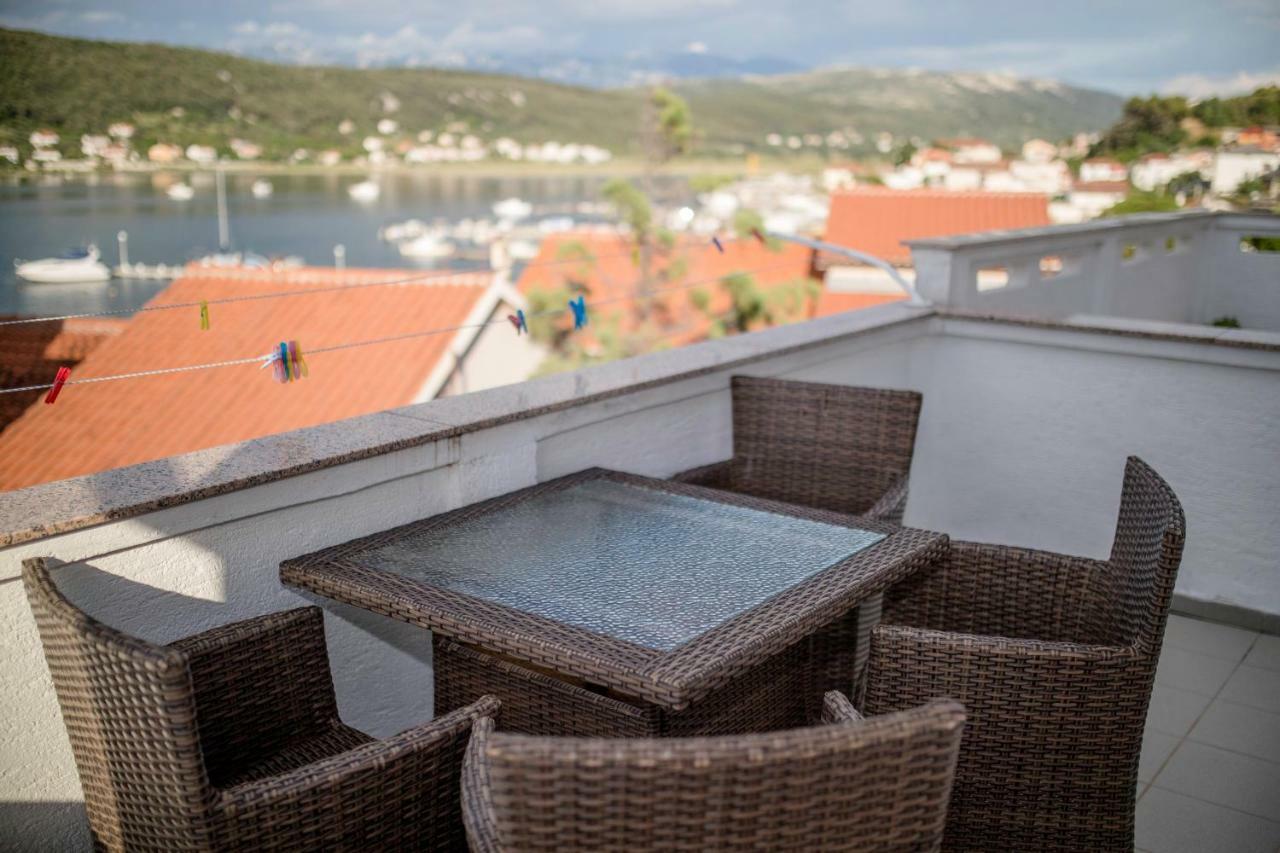 Apartmani Sanjin Tariba Supetarska Draga Εξωτερικό φωτογραφία